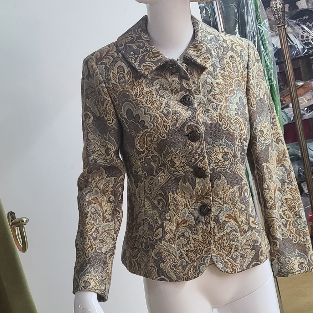 Focus 2000 Button Down - Picture 14 of 14